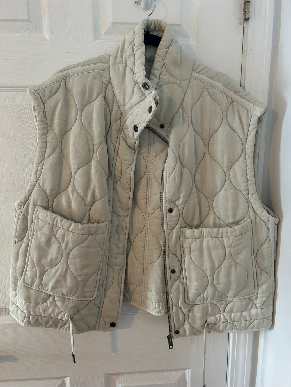 Zara Quilted Cream Sleeveless Vest